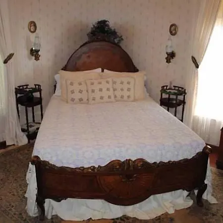 Angel Rose Bed And Breakfast-2